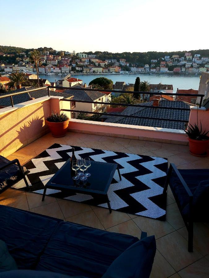 Apartment Sun View Mali Lošinj Dış mekan fotoğraf