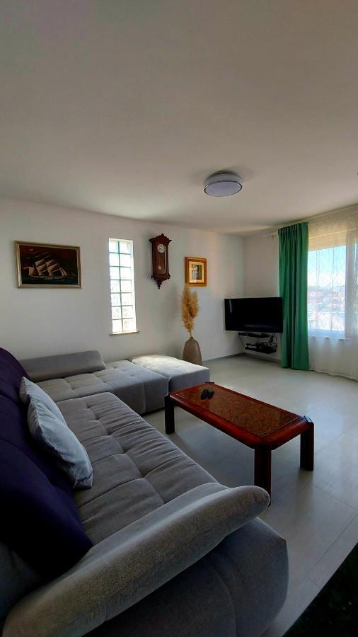 Apartment Sun View Mali Lošinj Dış mekan fotoğraf