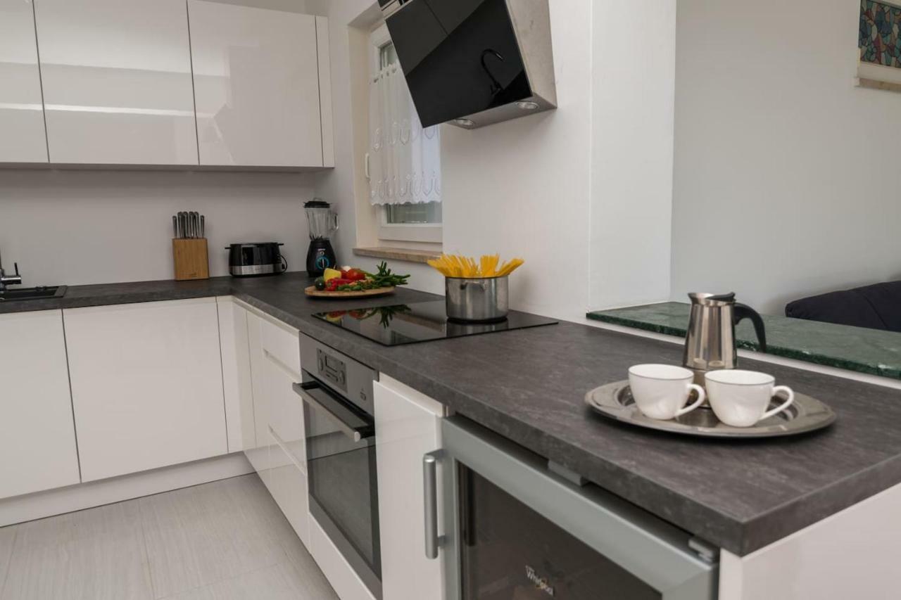 Apartment Sun View Mali Lošinj Dış mekan fotoğraf
