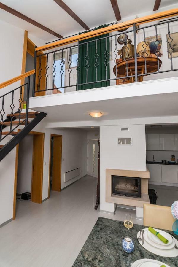 Apartment Sun View Mali Lošinj Dış mekan fotoğraf